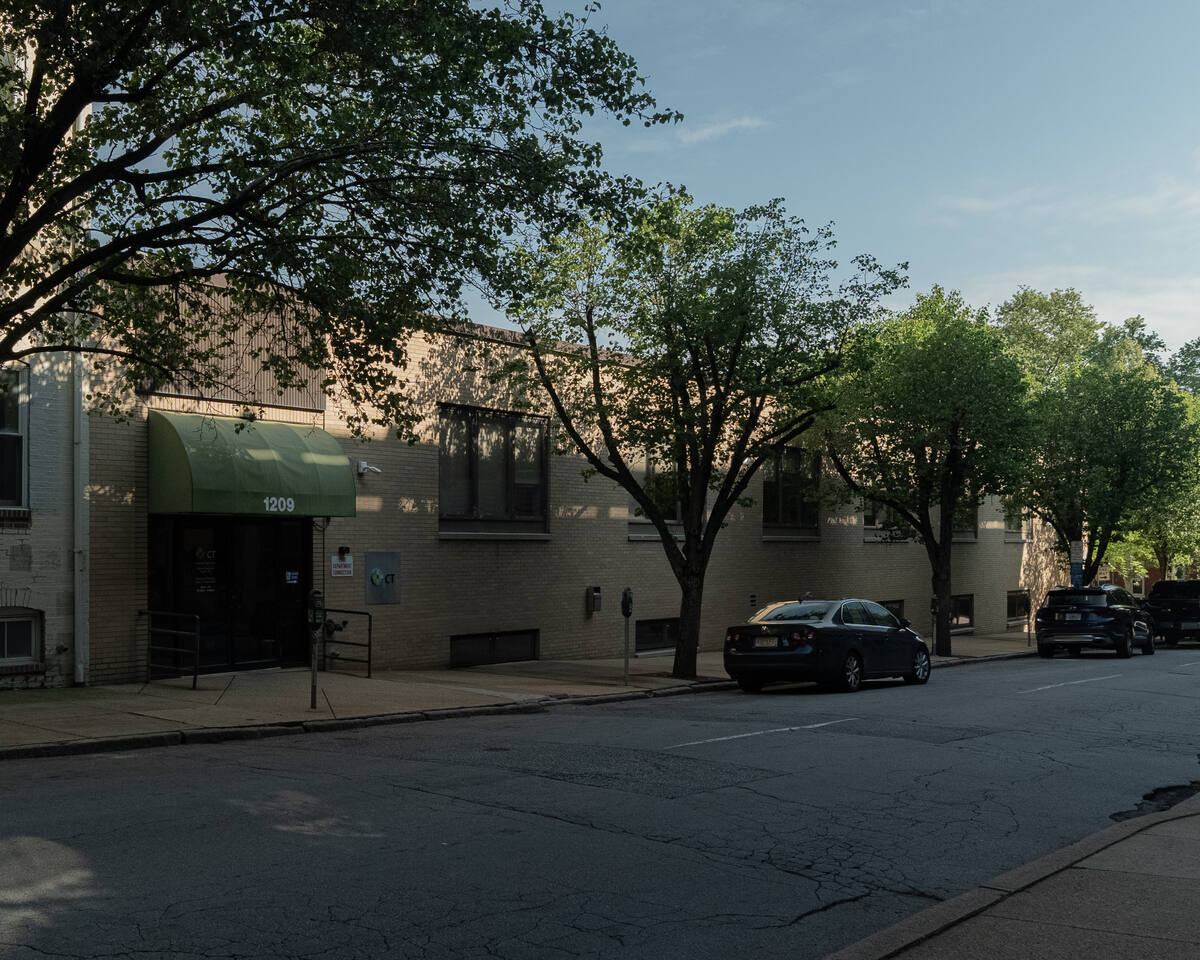 Wilmington DE code violation property — sell fast for cash